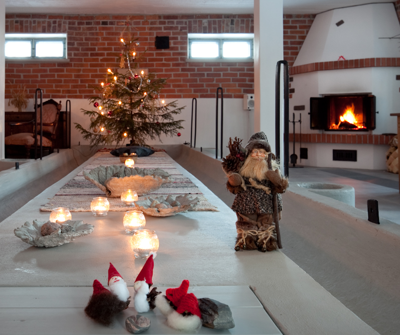 Joulu-Ukko-takkatuli-joulukoristeet